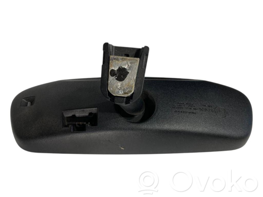 Atpakaļskata spogulis (salonā)