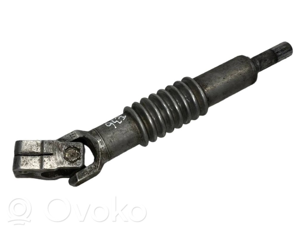 Stūresrata ass krustsavienojums