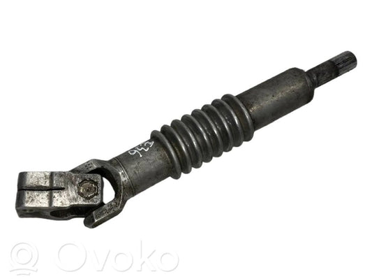 Stūresrata ass krustsavienojums