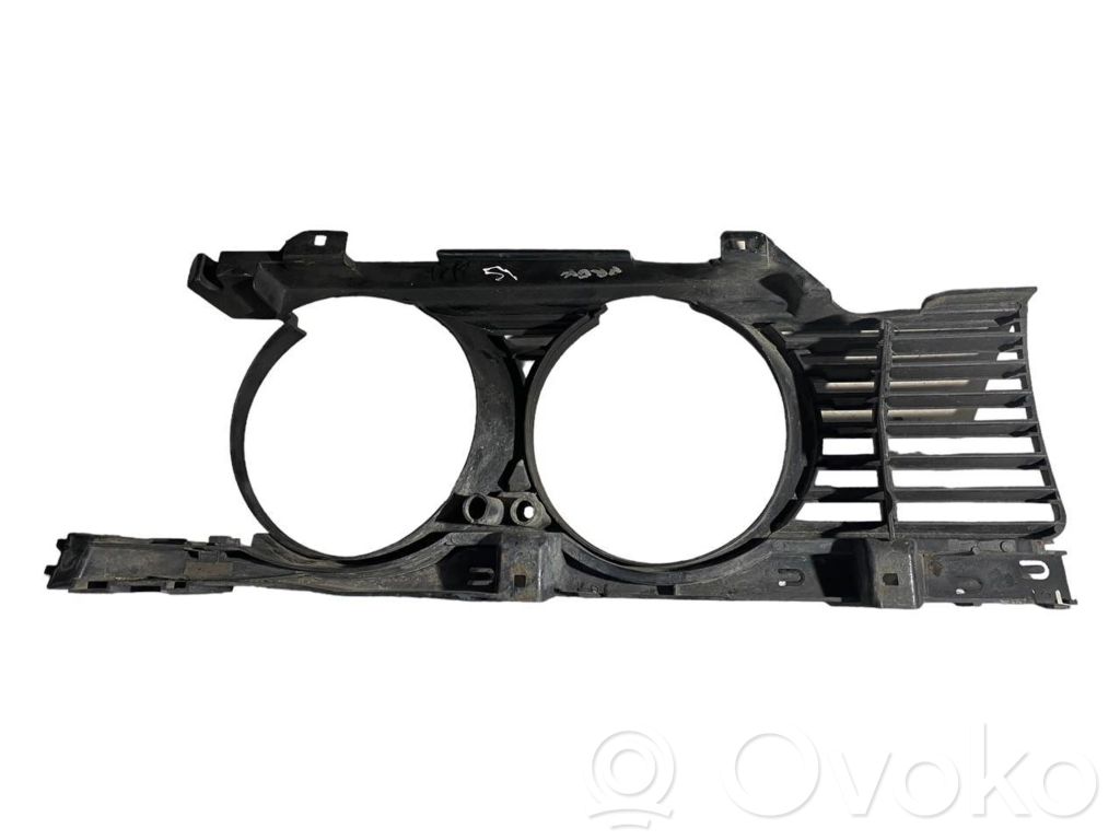 Headlight trim