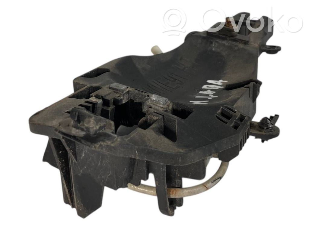 Holder/bracket for external opening handle at the back