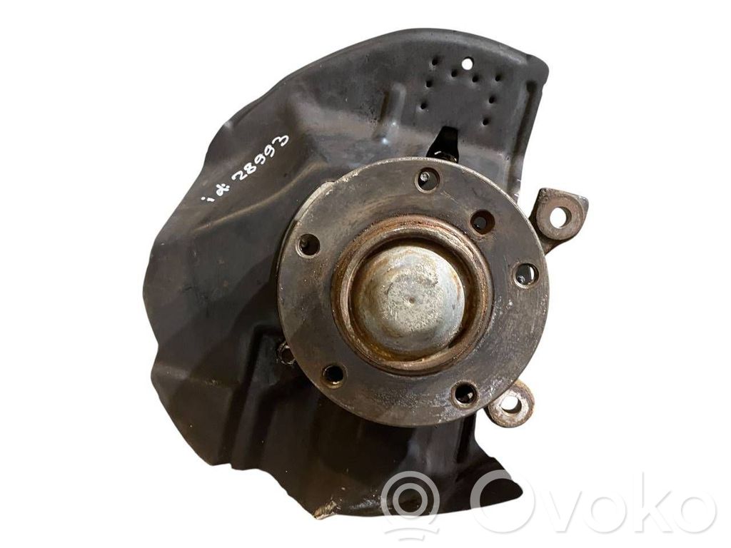 Priekšējā riteņa rumbas vārpstas šarnīrs (stupica, capfa)