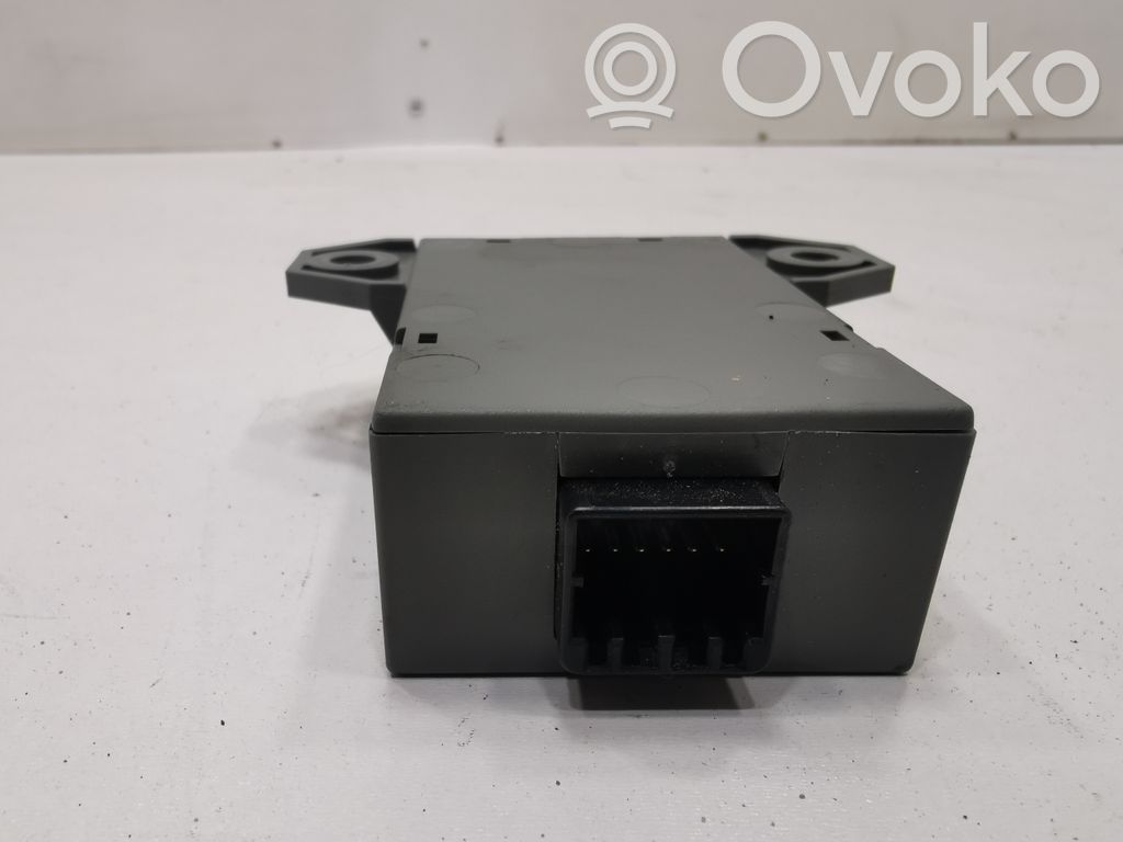 Kruīza kontroles vadības bloks