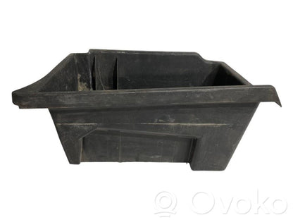 Mantu nodalījums stumbrs