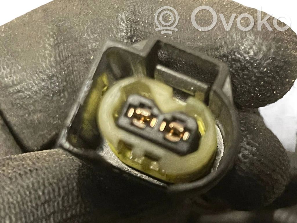 Dzinēja vadu instalācija