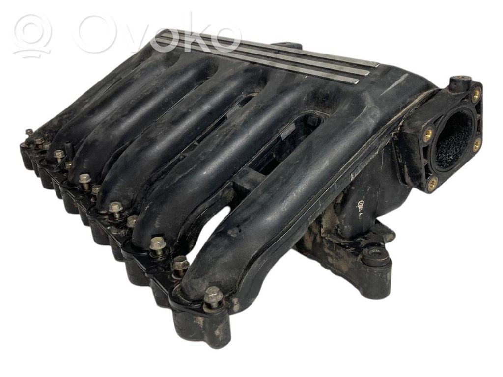 Впускной коллектор