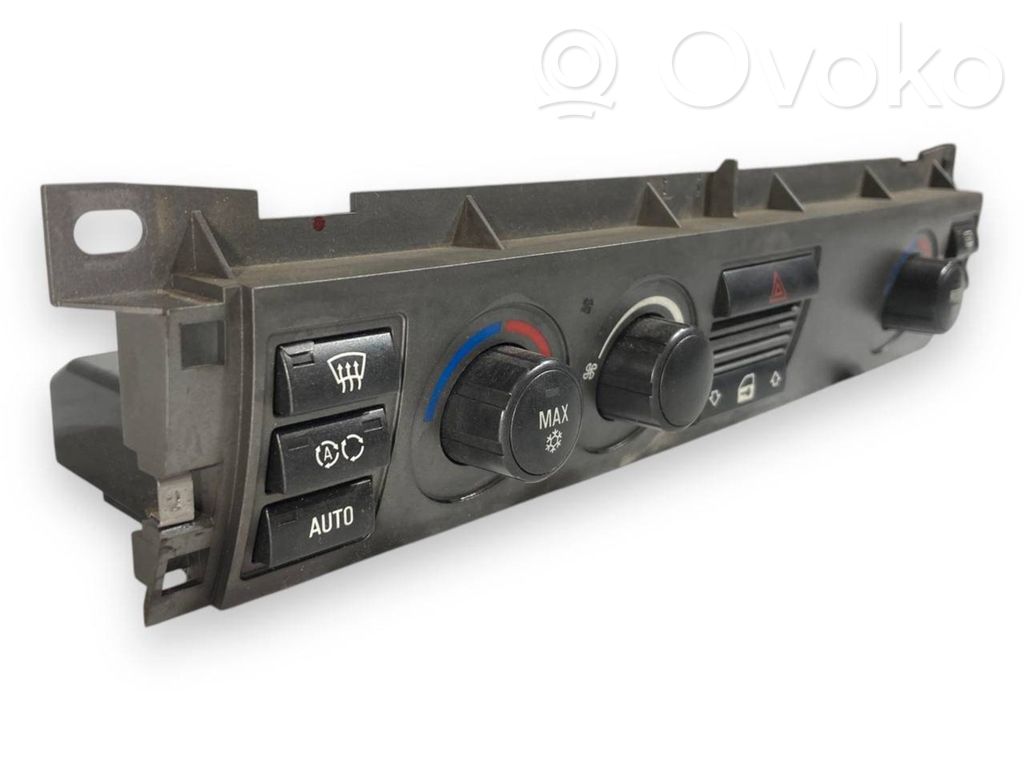 Air conditioning / climate control / interior heating control unit (in the passenger compartment)