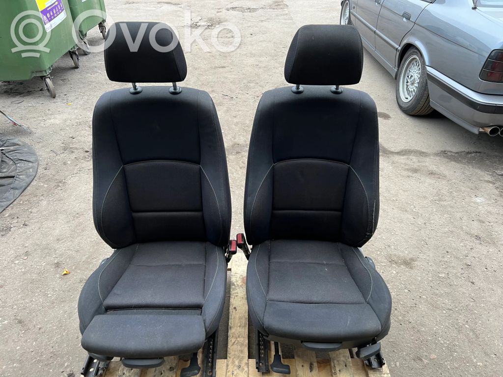Комплект сидений