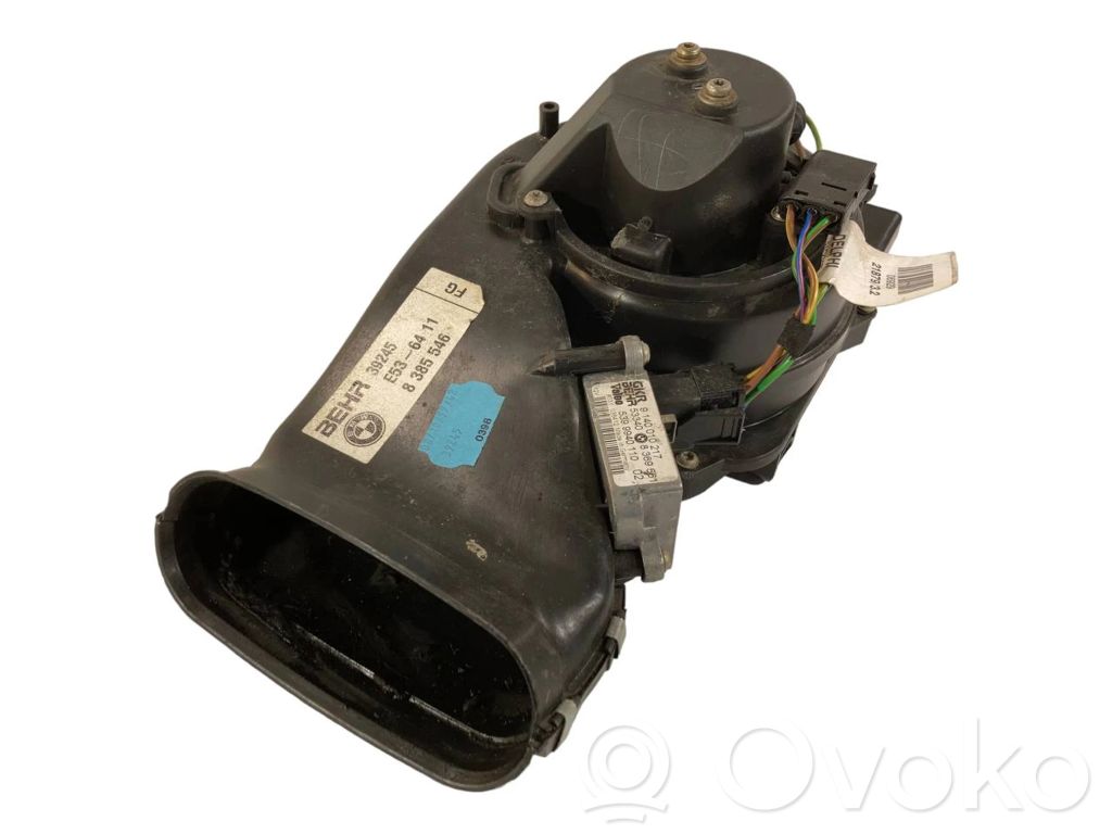 Small radiator fan