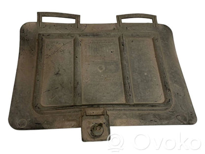 Dzinēja apakšas aizsargs