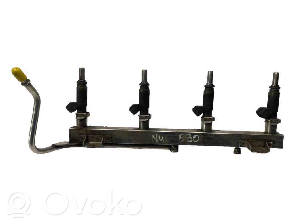 Degvielas maģistrālā caurule