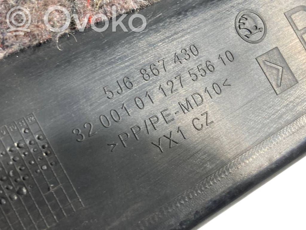 Bagāžnieka sānu apakšējās apdares panelis