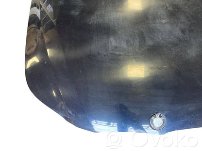 Dzinēja pārsegs (vāks)