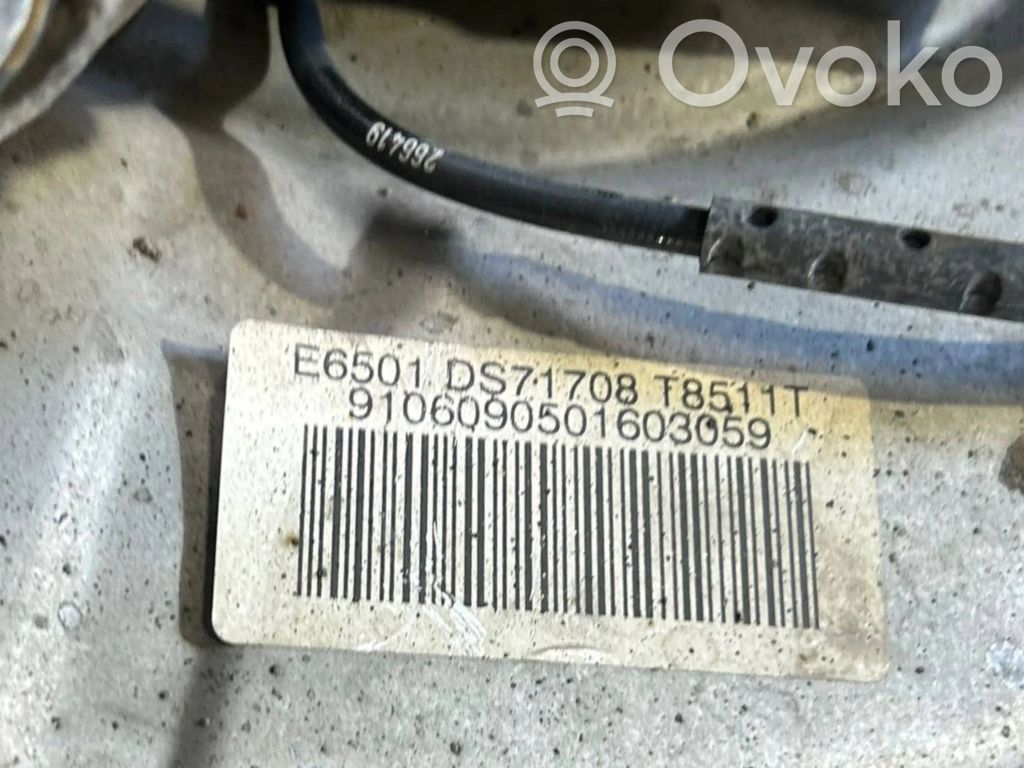 Aizmugurē riteņa rumbas vārpstas šarnīrs (stupica, capfa)