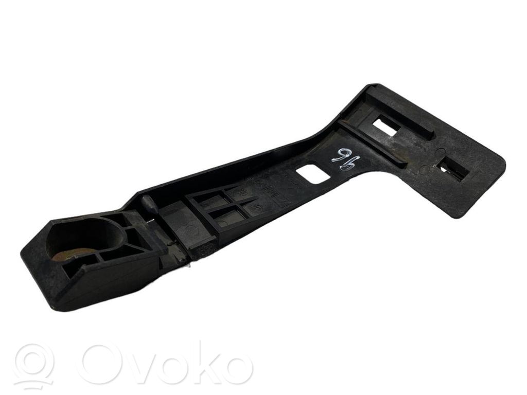 Akseleratora pedāļa turētājs