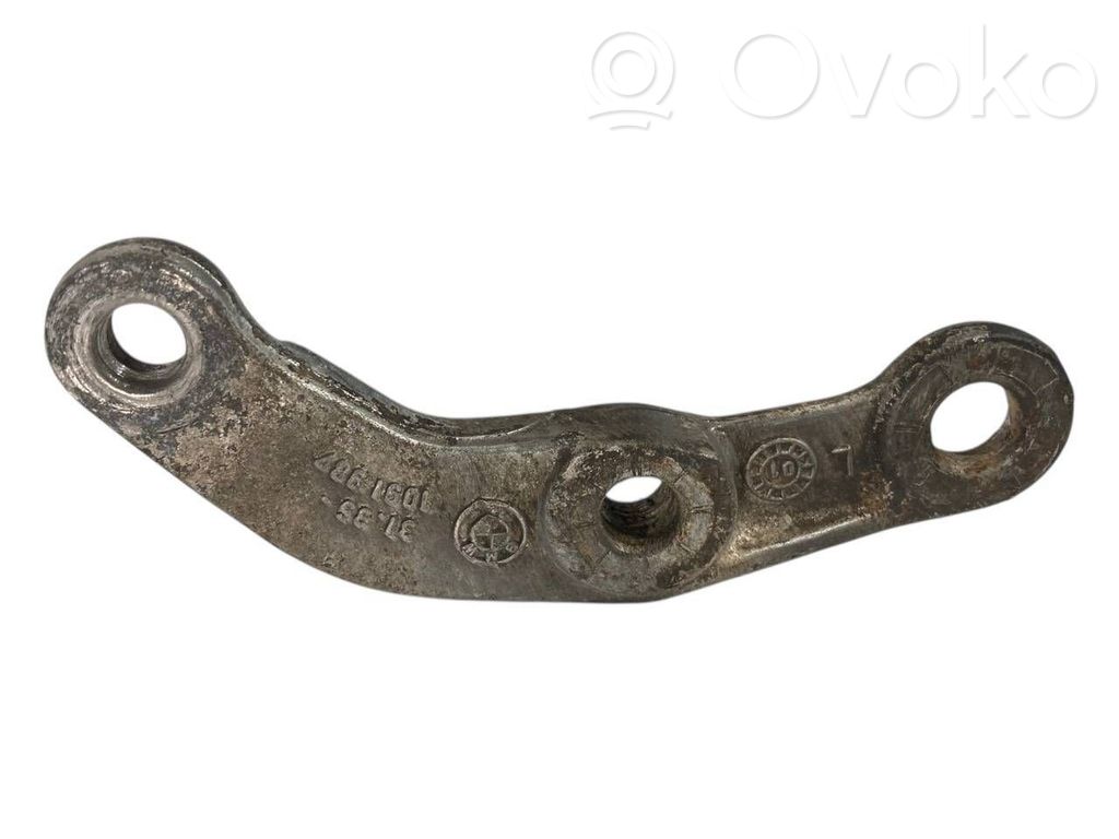 Stabilizatora stiprinājums (priekšā)