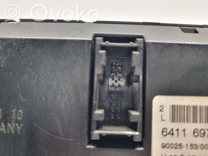 Gaisa kondicioniera / klimata kontroles / salona apsildes vadības bloks (salonā)