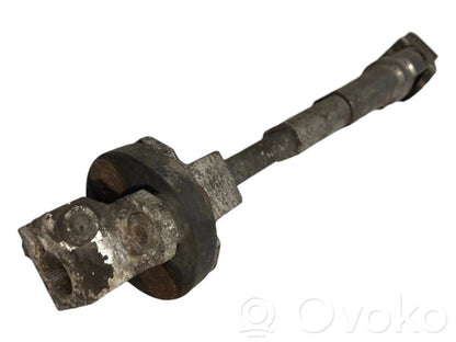 Stūresrata ass krustsavienojums