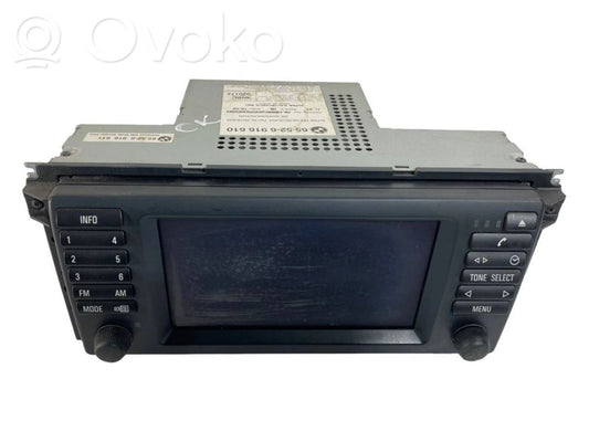 Radio / CD/DVD atskaņotājs / navigācija