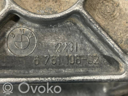 Pārnesumkārbas stiprinājuma kronšteins