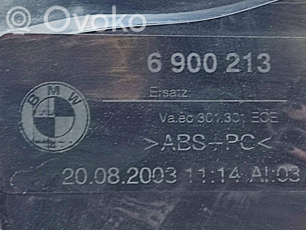 Aizmugurējais lukturis virsbūvē