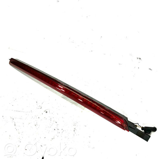 Papildu bremžu signāla lukturis