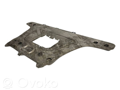 Dzinēja apakšas aizsargs