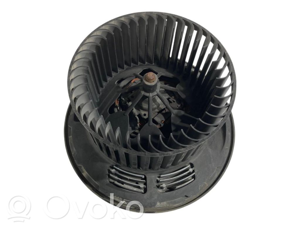 Mazā radiatora ventilators