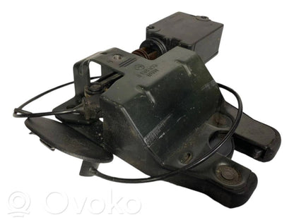 Rear cover lock