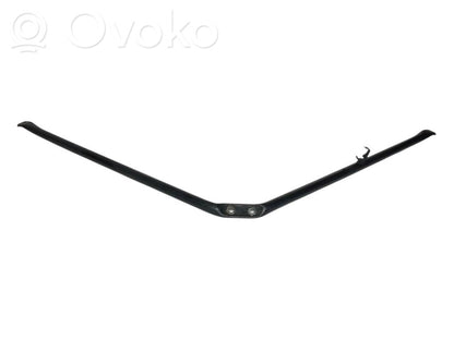 Другой тип детали моторного отсека