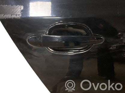 Aizmugurējās durvis