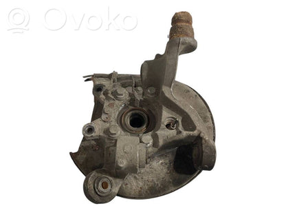 Aizmugurē riteņa rumbas vārpstas šarnīrs (stupica, capfa)