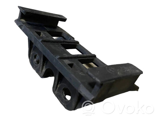 Aizmugurējā bufera montāžas kronšteins