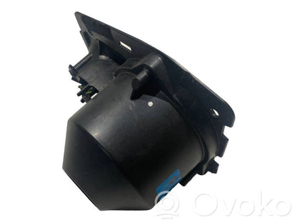 Speaker(s) in the rear door