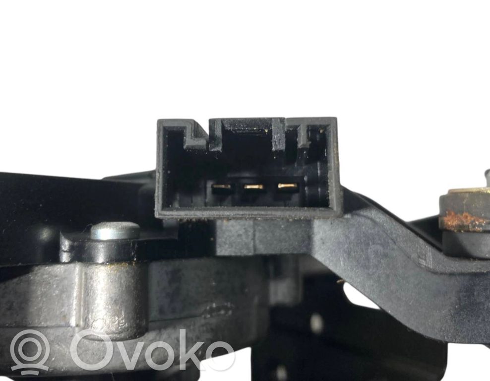 Aizmugurējā loga tīrītāja motoriņš