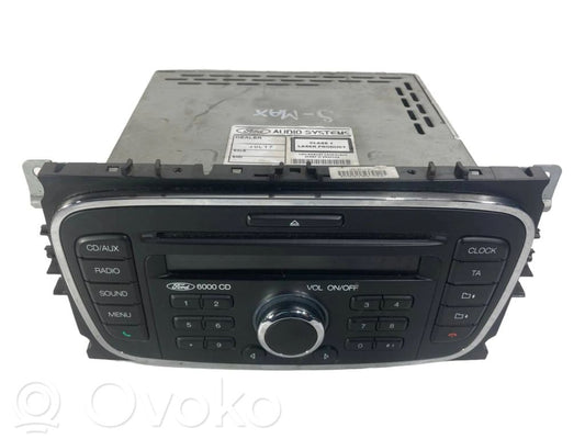 Radio / CD/DVD player / navigation