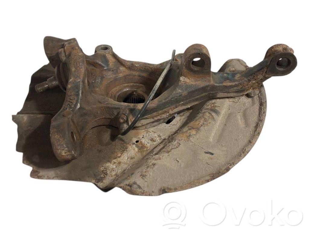 Priekšējā riteņa rumbas vārpstas šarnīrs (stupica, capfa)