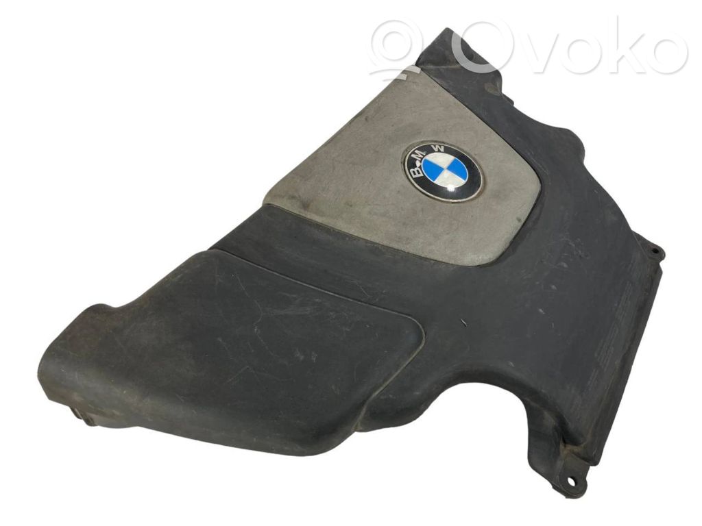 Крышка двигателя (декоративная отделка)