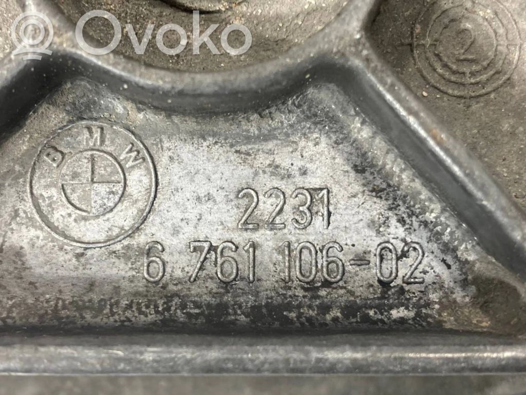 Pārnesumkārbas stiprinājuma kronšteins