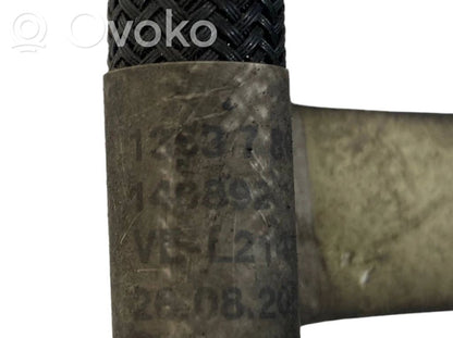 Degvielas caurulīte (-es)