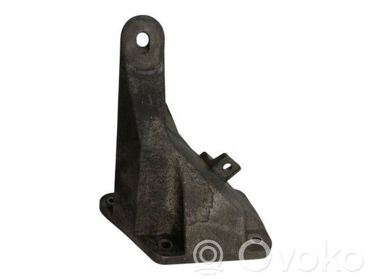 Dzinēja nostiprināšanas stiprinājums-kronšteins