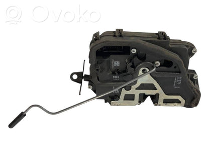 Aizmugurē slēdzene