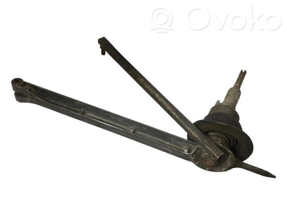 Switching mechanism (sliding mechanism)