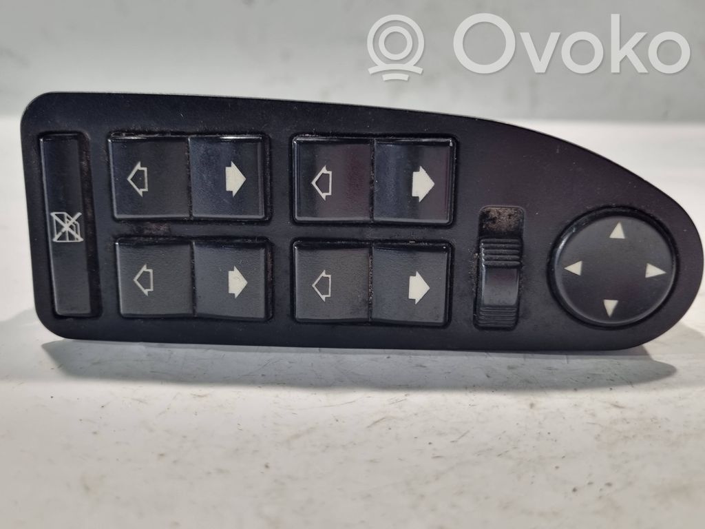 Window lift control switch(es)