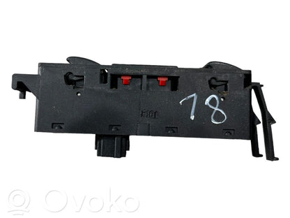 Elektrisko logu slēdzis