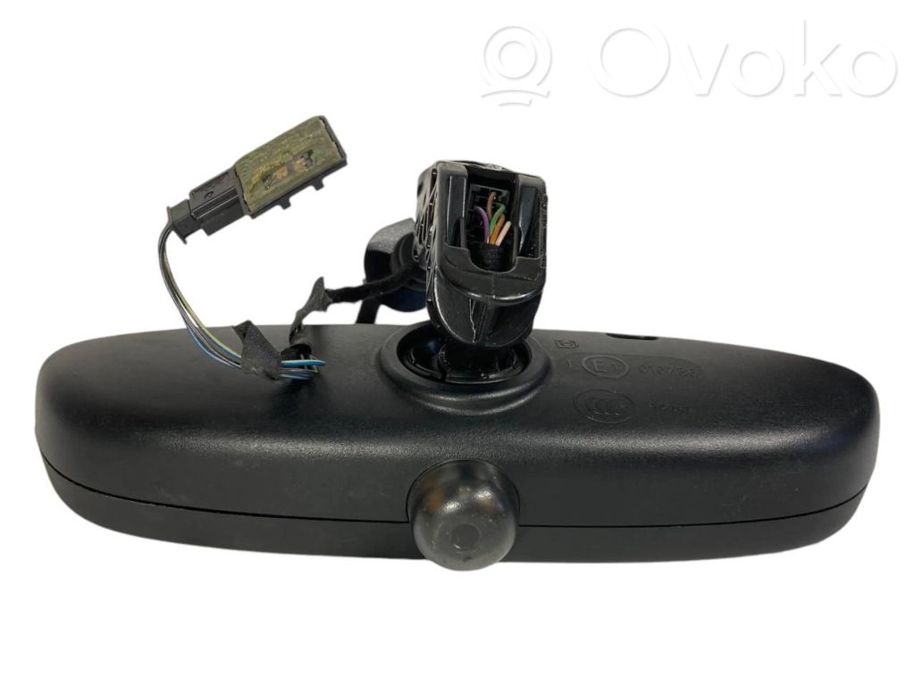 Atpakaļskata spogulis (salonā)