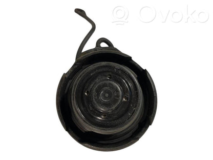 Aizskrūvējams degvielas tvertnes vāciņš