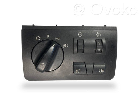 Headlight switch