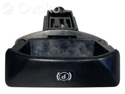 Handbrake release handle