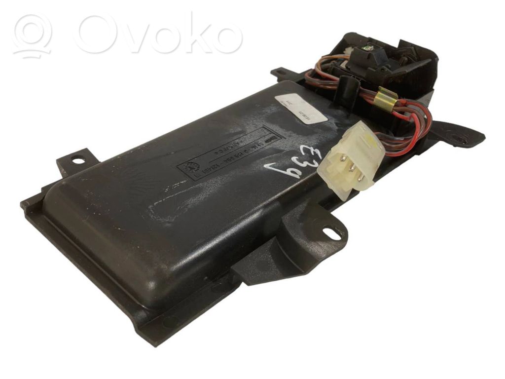 Cigarette lighter in front